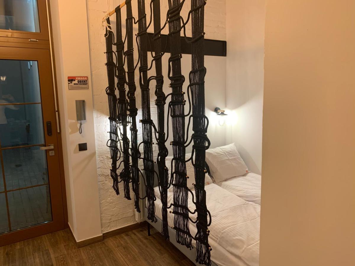 Apartmentsun Loft Factory Breslavia Esterno foto