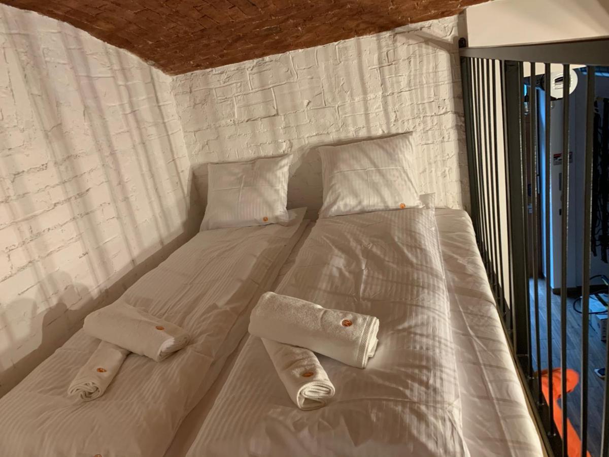 Apartmentsun Loft Factory Breslavia Esterno foto