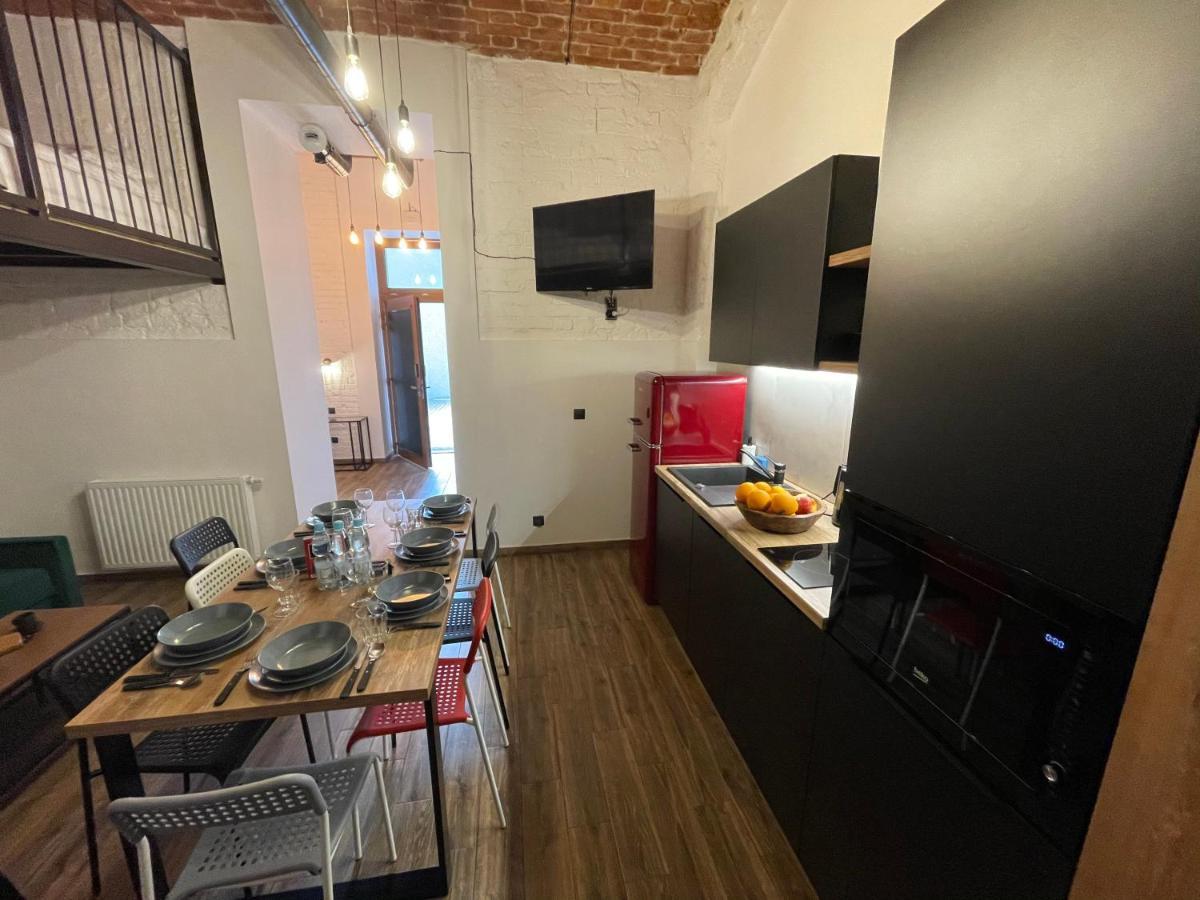 Apartmentsun Loft Factory Breslavia Esterno foto
