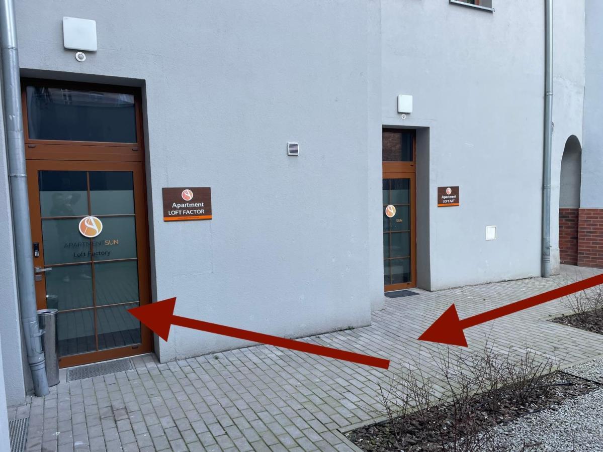 Apartmentsun Loft Factory Breslavia Esterno foto